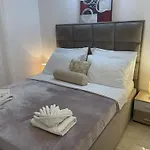 Feriehus Family Friendly House With A Swimming Pool Zecevo Rtic, - 10307 Rogoznica (Sibenik-Knin)