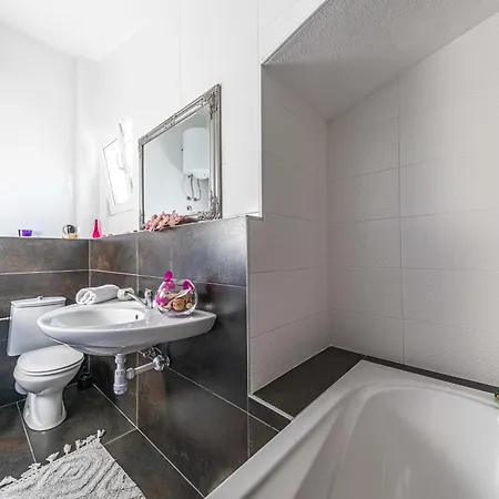 Family Friendly House With A Swimming Pool Zecevo Rtic, Rogoznica - 10307 * Rogoznica (Sibenik-Knin)