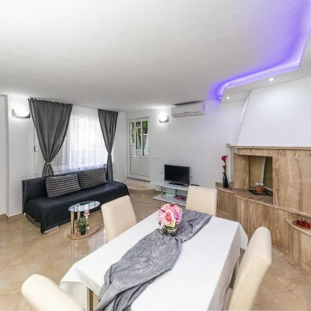 Family Friendly House With A Swimming Pool Zecevo Rtic, Rogoznica - 10307 Holiday home *