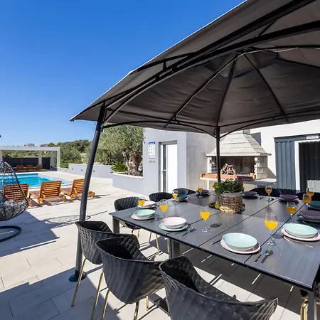 Ferienhaus Family Friendly House With A Swimming Pool Zecevo Rtic, - 10307 Rogoznica (Sibenik-Knin)