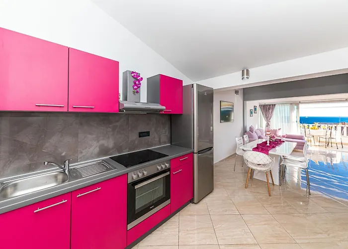 Family Friendly House With A Swimming Pool Zecevo Rtic, - 10307 Сasa de vacaciones Rogoznica (Sibenik-Knin)