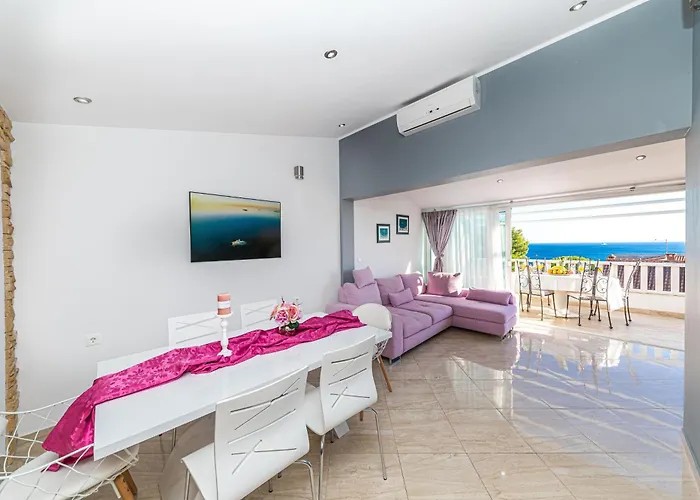 Сasa de vacaciones Family Friendly House With A Swimming Pool Zecevo Rtic, - 10307 *