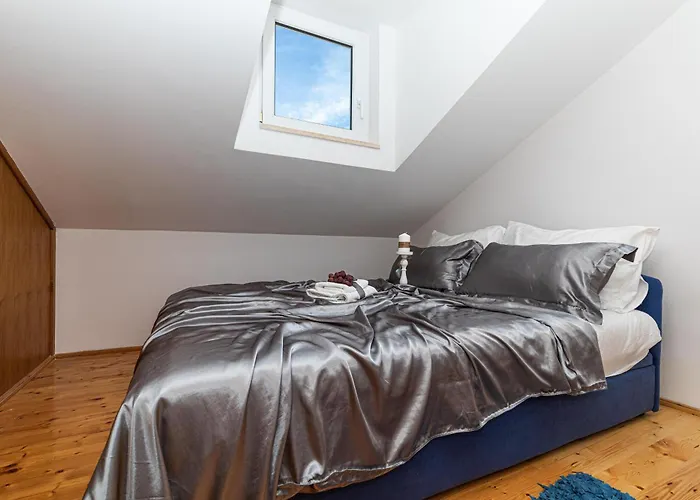 Family Friendly House With A Swimming Pool Zecevo Rtic, - 10307 Сasa de vacaciones