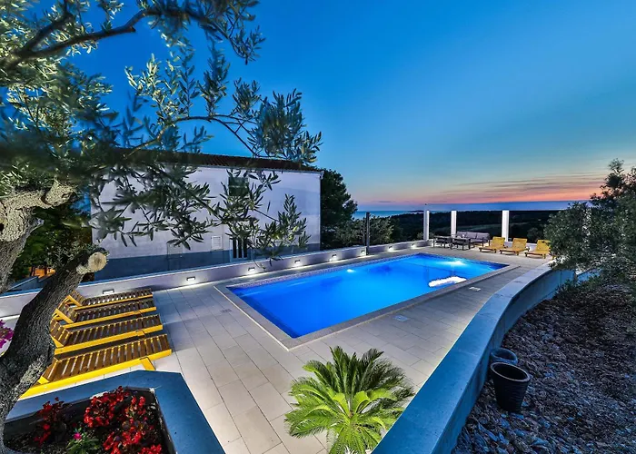 Family Friendly House With A Swimming Pool Zecevo Rtic, - 10307 Ferienhaus Rogoznica (Sibenik-Knin)