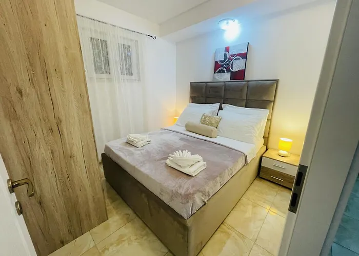 Family Friendly House With A Swimming Pool Zecevo Rtic, - 10307 Ferienhaus Rogoznica (Sibenik-Knin)