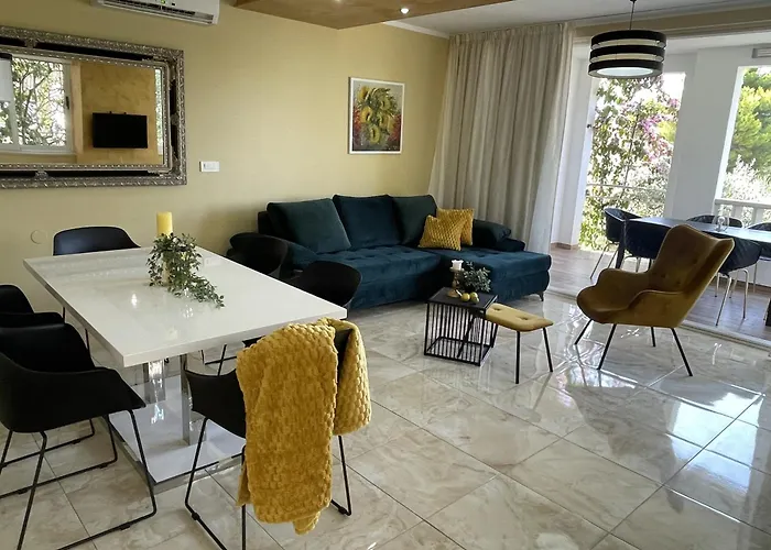 Family Friendly House With A Swimming Pool Zecevo Rtic, - 10307 Ferienhaus *