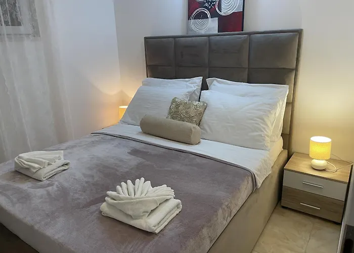 Ferienhaus Family Friendly House With A Swimming Pool Zecevo Rtic, - 10307 Rogoznica (Sibenik-Knin)